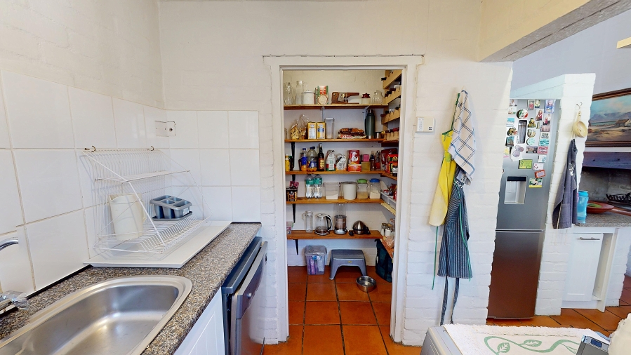 4 Bedroom Property for Sale in Dobson Western Cape